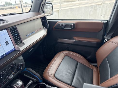 Used 2022 Ford Bronco Outer Banks image 27