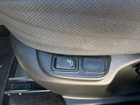 Used 2018 FIAT 500L Pop w/ Popular Equipment Group FWD image 19