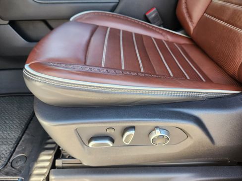 Certified 2024 GMC Sierra 3500 Denali Ultimate image 25