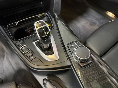 Used 2018 BMW 330i xDrive Sedan image 15