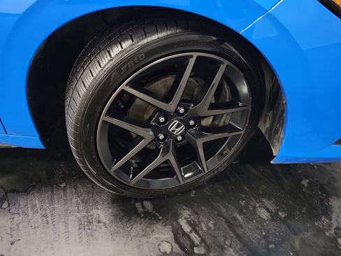 Used 2024 Honda Civic Sport Touring image 11