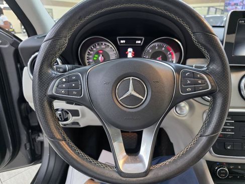 Used 2017 Mercedes-Benz GLA 250 w/ Premium Package image 30