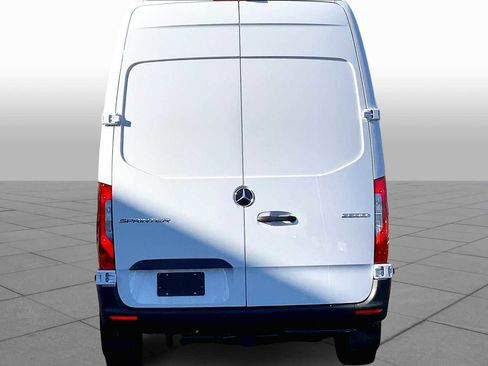New 2025 Mercedes-Benz Sprinter 2500 image 5