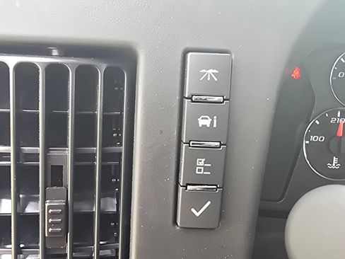 New 2026 Chevrolet Express 2500 w/ Driver Convenience Package RWD image 48