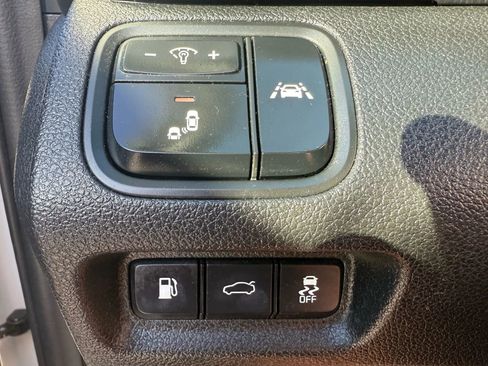 Used 2020 Kia Optima S image 14