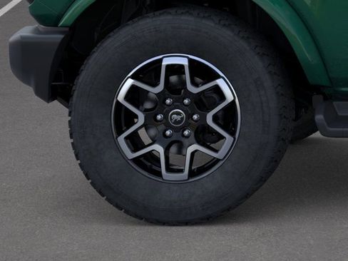 New 2025 Ford Bronco Outer Banks AWD/4WD image 21