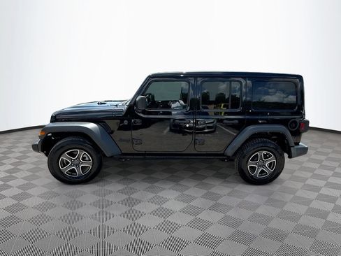 Used 2022 Jeep Wrangler Unlimited Sport w/ Sun And Sound Package AWD/4WD image 9