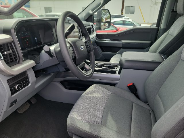 New 2026 Ford F250 XLT w/ XLT Premium Package AWD/4WD image 26