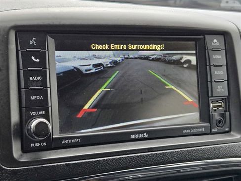 Used 2017 Dodge Grand Caravan SXT image 15