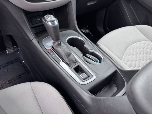 Used 2020 Chevrolet Equinox LS image 25