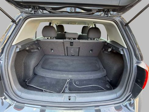 Used 2019 Volkswagen e-Golf SE w/ Driver Assistance Package image 17