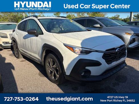 Used 2025 Subaru Crosstrek 2.0i Premium image 4