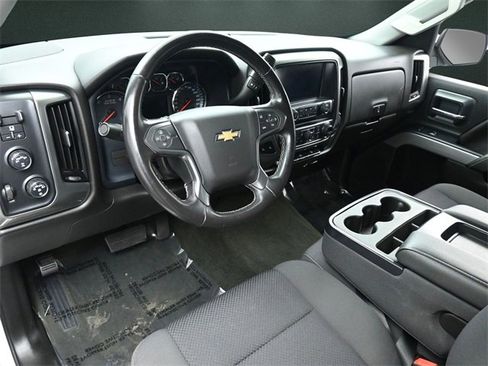 Used 2018 Chevrolet Silverado 1500 LT w/ Rally 2 Edition image 10