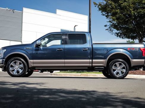 Used 2018 Ford F150 Lariat w/ Equipment Group 502A Luxury AWD/4WD image 17
