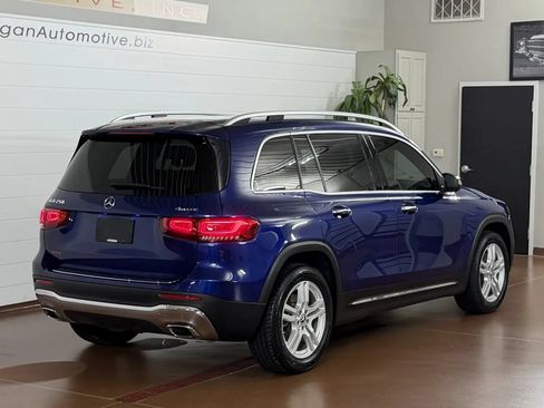 Used 2021 Mercedes-Benz GLB 250 4MATIC image 3