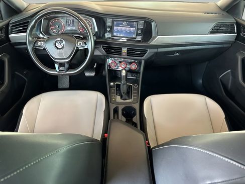 Used 2019 Volkswagen Jetta R-Line image 17