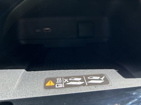 New 2026 Chevrolet Traverse LT w/ Sun and Wheel Package image 32