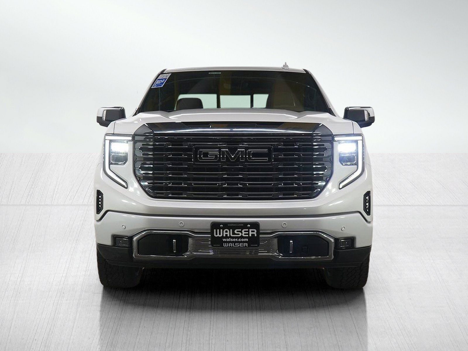 Used 2023 GMC Sierra 1500 Denali Ultimate AWD/4WD image 8