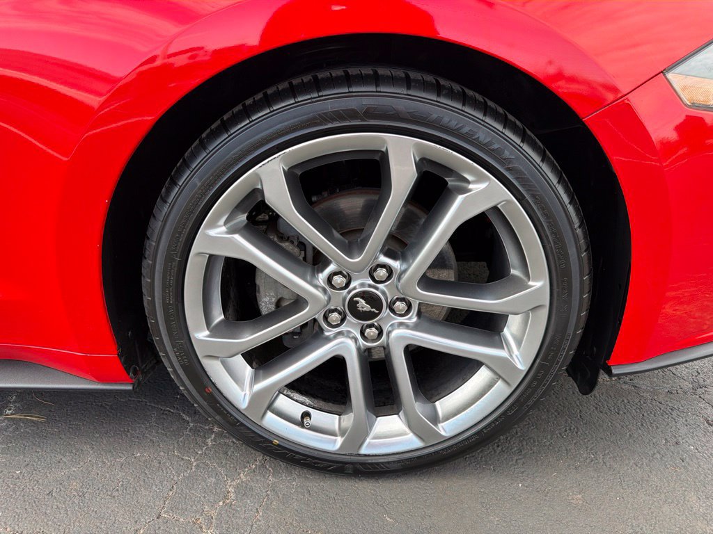 Used 2020 Ford Mustang Premium RWD image 13