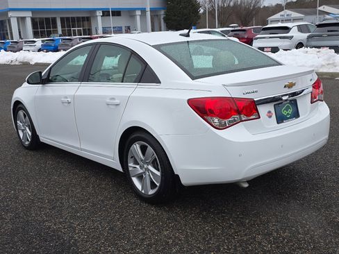 Certified 2014 Chevrolet Cruze Diesel w/ Enhanced Safety Package image 11