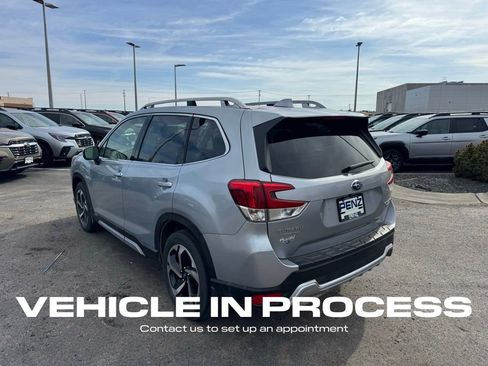 Used 2023 Subaru Forester Touring w/ Popular Package #2 image 5