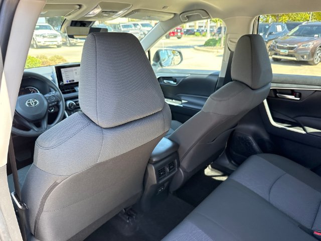 Used 2024 Toyota RAV4 XLE FWD image 25