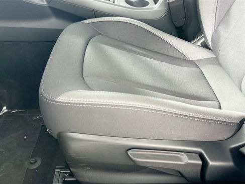 Certified 2025 Subaru Crosstrek 2.0i Premium image 17