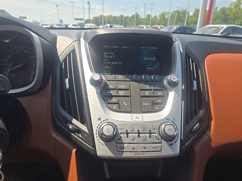 Used 2016 Chevrolet Equinox LTZ FWD image 16