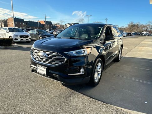 Used 2019 Ford Edge SEL w/ Equipment Group 201A image 4