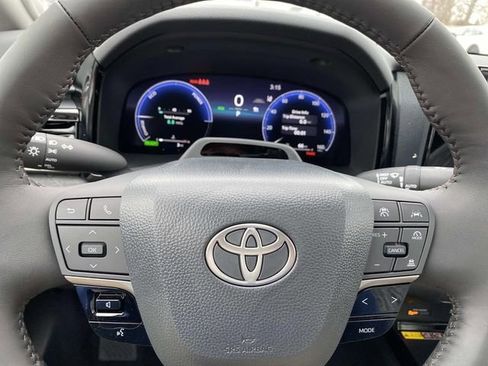 New 2026 Toyota Camry XLE image 11