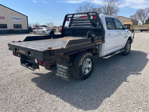 Used 2016 RAM 2500 SLT AWD/4WD image 4