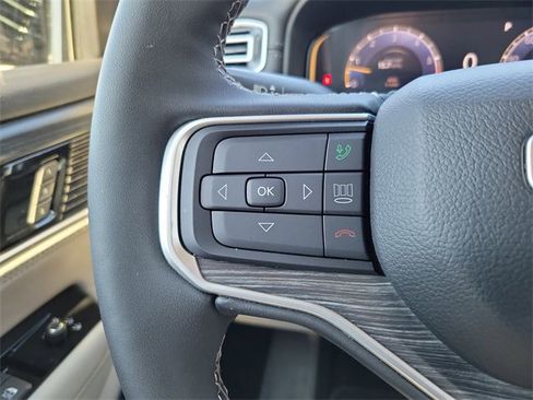 Used 2024 Jeep Wagoneer Series II w/ Premium Group I image 23