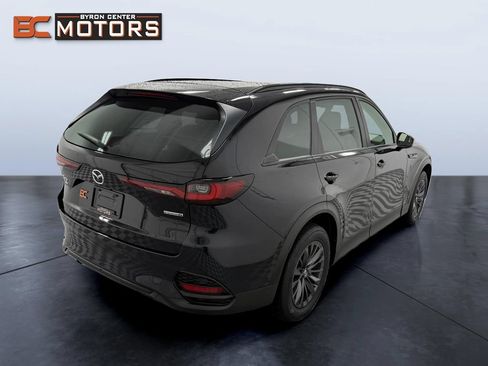 Used 2025 MAZDA CX-70 3.3 Turbo w/ Preferred Package AWD/4WD image 7