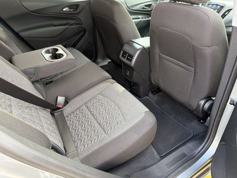 Certified 2024 Chevrolet Equinox LT FWD image 30