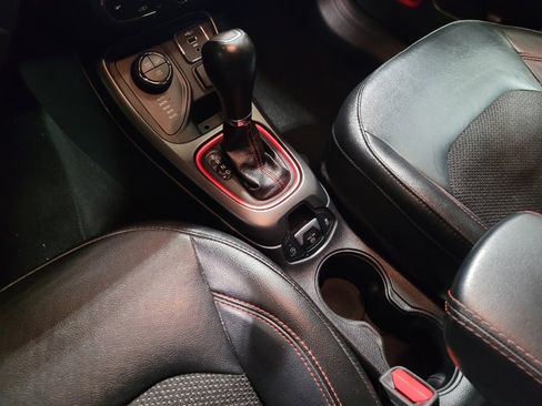 Used 2019 Jeep Compass Trailhawk image 26