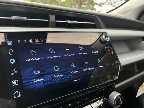 New 2027 Chevrolet Bolt LT FWD image 19
