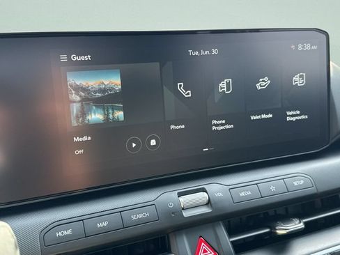 New 2026 Kia K4 FWD image 18