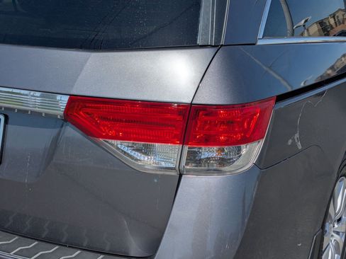 Used 2015 Honda Odyssey EX-L image 11