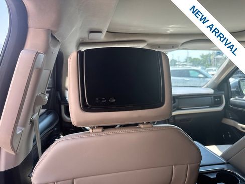 Used 2024 Ford Expedition Max Platinum AWD/4WD image 19