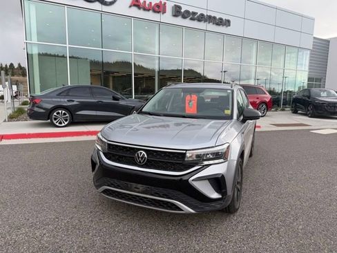 Used 2022 Volkswagen Taos S AWD/4WD image 2