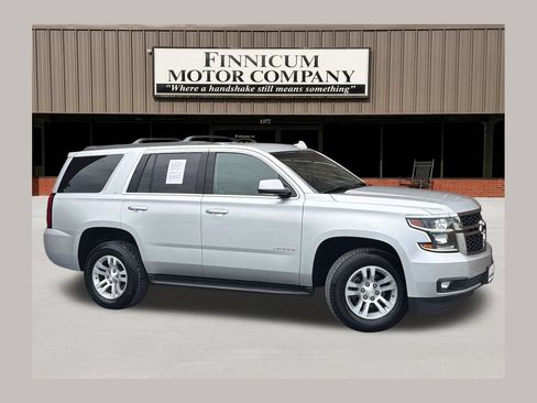 Used 2019 Chevrolet Tahoe LT w/ Luxury Package AWD/4WD image 1