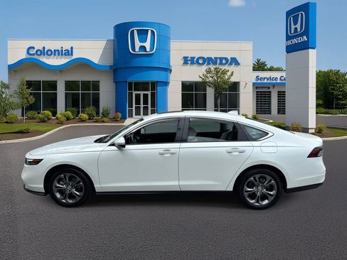 Used 2024 Honda Accord EX image 3