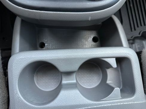 Used 2021 Nissan NV 2500 SV image 25