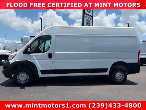 Used 2024 RAM ProMaster 2500 w/ Power Group FWD image 16