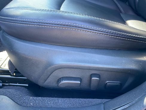 Used 2018 Subaru Outback 2.5i Limited AWD/4WD image 11