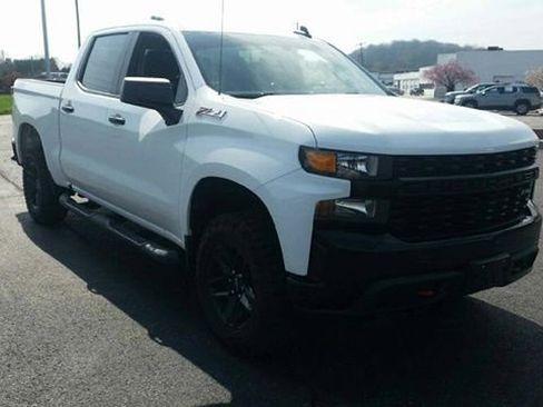 Used 2020 Chevrolet Silverado 1500 Custom Trail Boss w/ Custom Convenience Package image 9