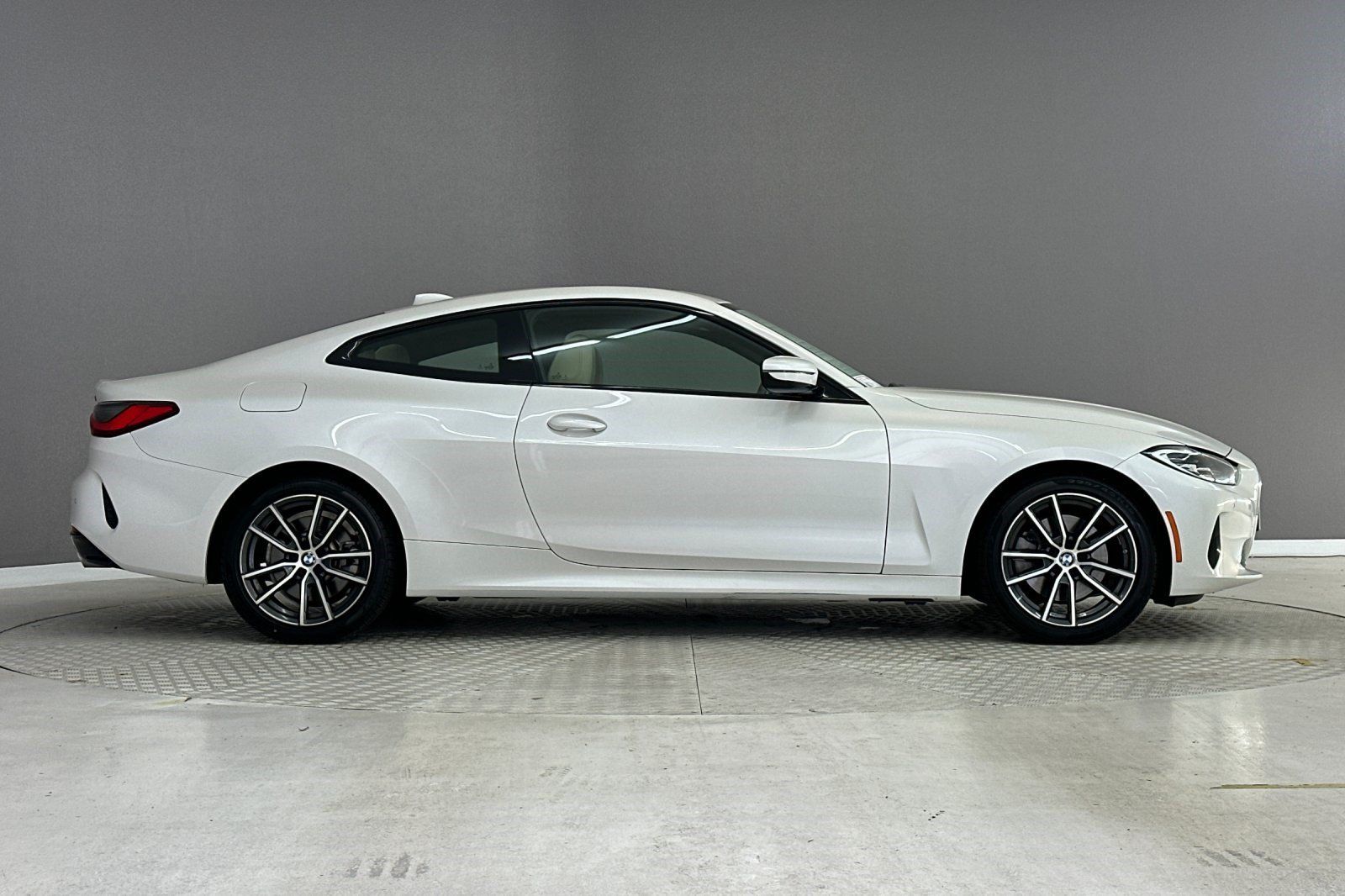 Certified 2022 BMW 430i xDrive Coupe w/ Convenience Package AWD/4WD image 8
