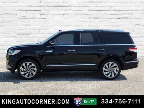 New 2023 Lincoln Navigator Reserve image 21