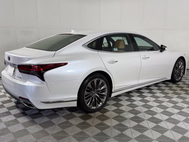 Used 2021 Lexus LS 500 RWD image 9