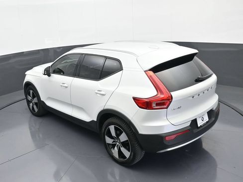 Used 2021 Volvo XC40 T5 Momentum w/ Protection Package Premier AWD/4WD image 32